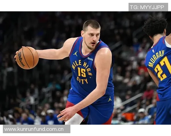 约基奇强势防守申京全场仅得2分8投1中表现惨淡